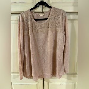 Gorgeous long sleeve light shirt